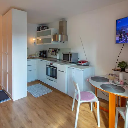 Apartman Gemutliches Ferienhauschen Im Park Bad Schwartau