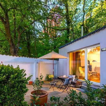 Gemutliches Ferienhauschen Im Park Apartman *